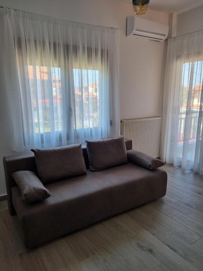 Ferienwohnung Chriselia Nea Roda Exterior foto