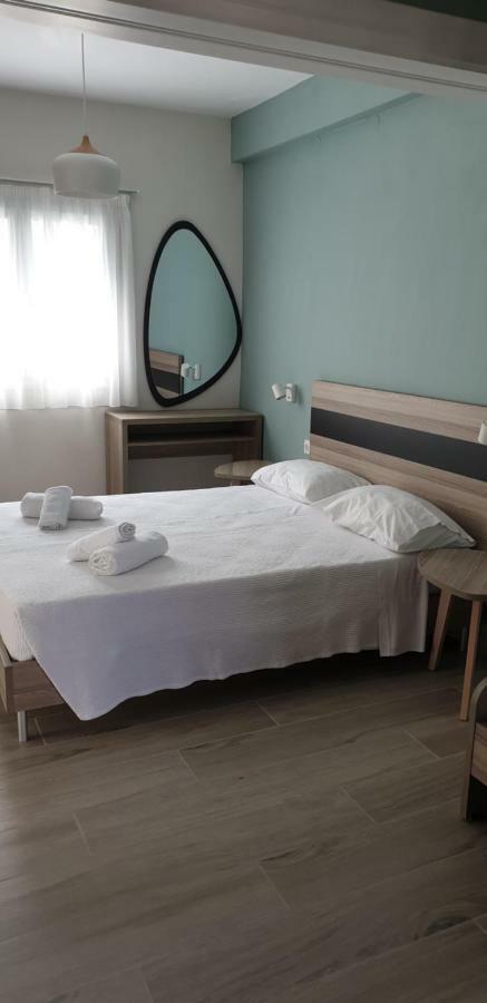 Ferienwohnung Chriselia Nea Roda Exterior foto